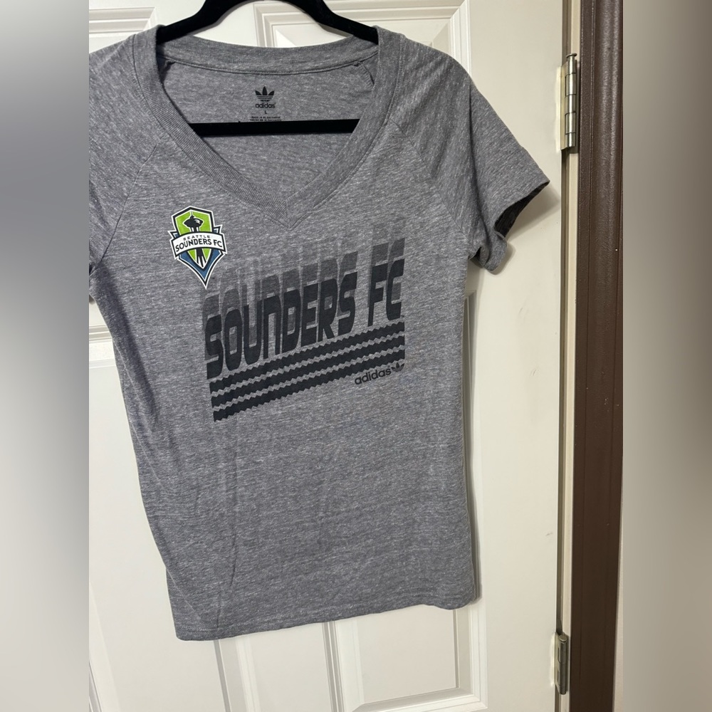 NWOT Seattle Sounders Tee